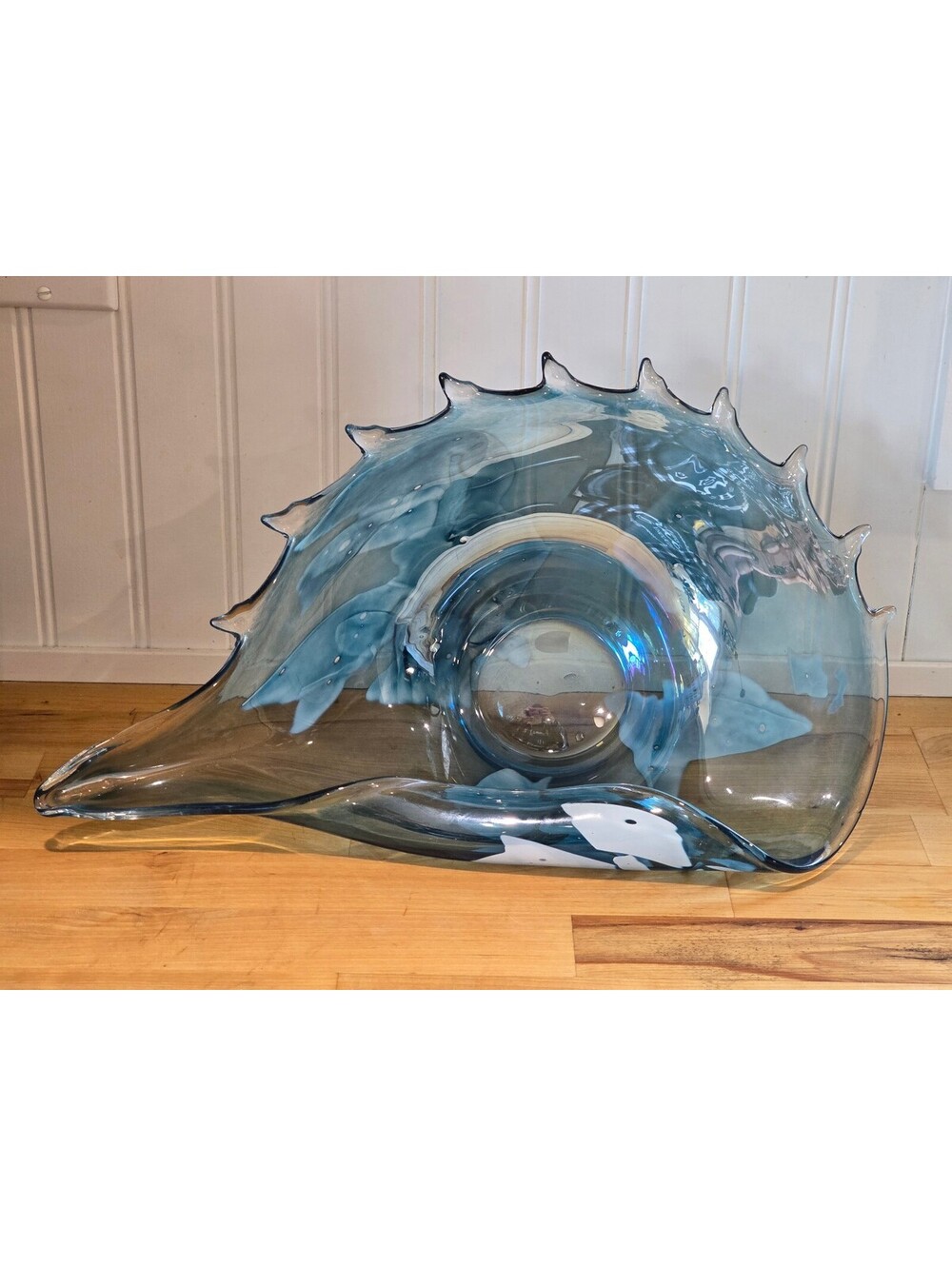 Vtg Blue Glass Conch shell bowl Sculpture w/ Spiked Edges - Unique Coastal Decor